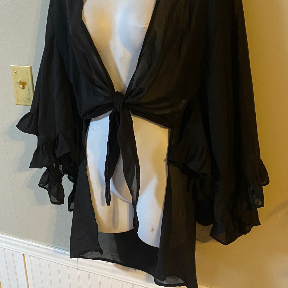 Top - Picture 5 of 6
